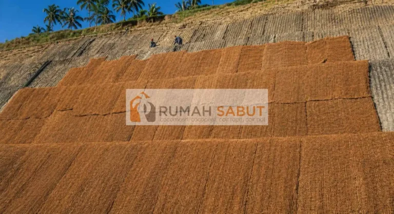 Langkah Teknis Cara Aplikasi Cocomesh pada Lahan Miring